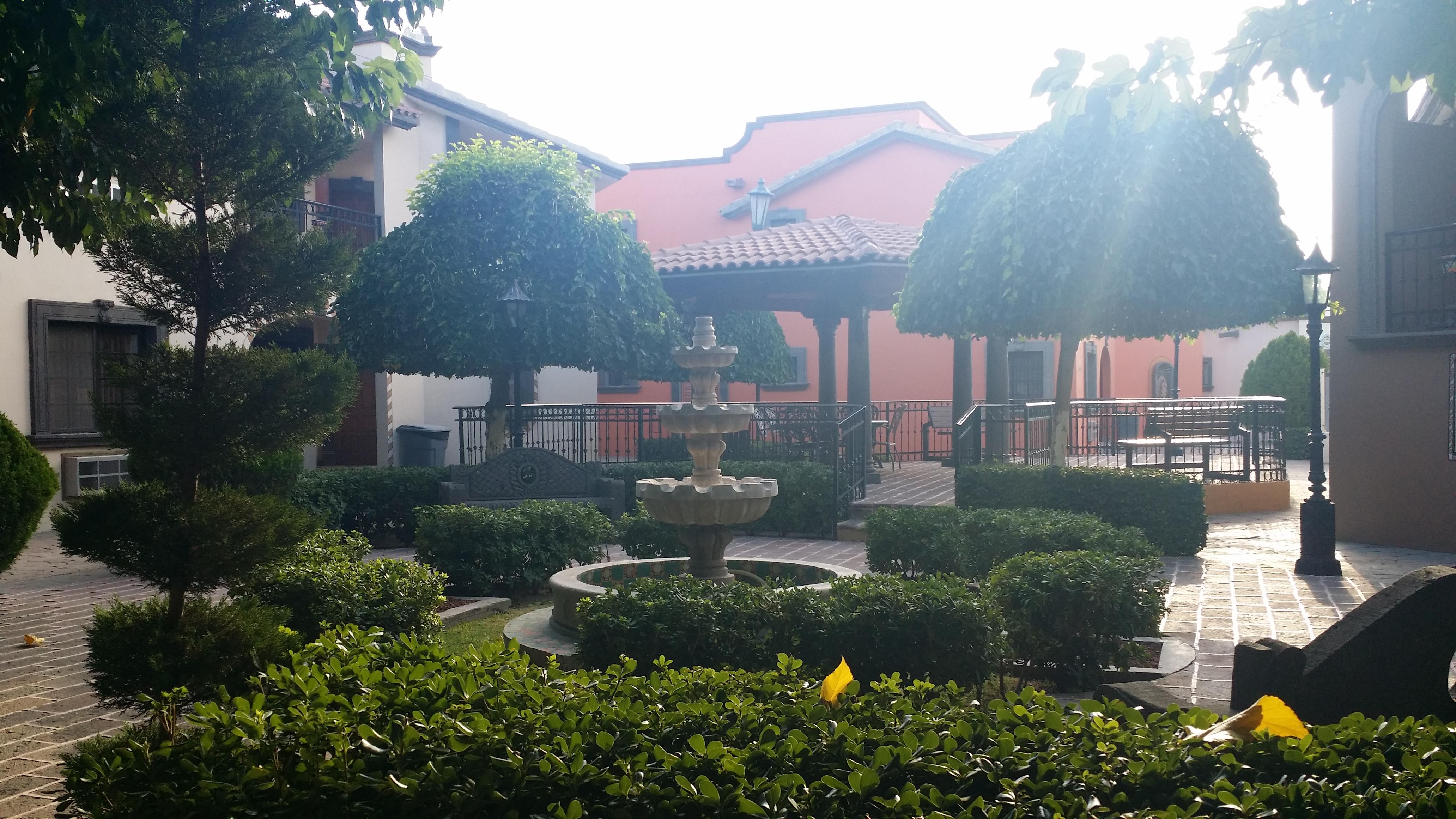 Hotel Suites El Paseo Сьюдад-Хуарес Экстерьер фото