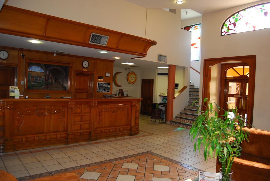 Hotel Suites El Paseo Сьюдад-Хуарес Экстерьер фото